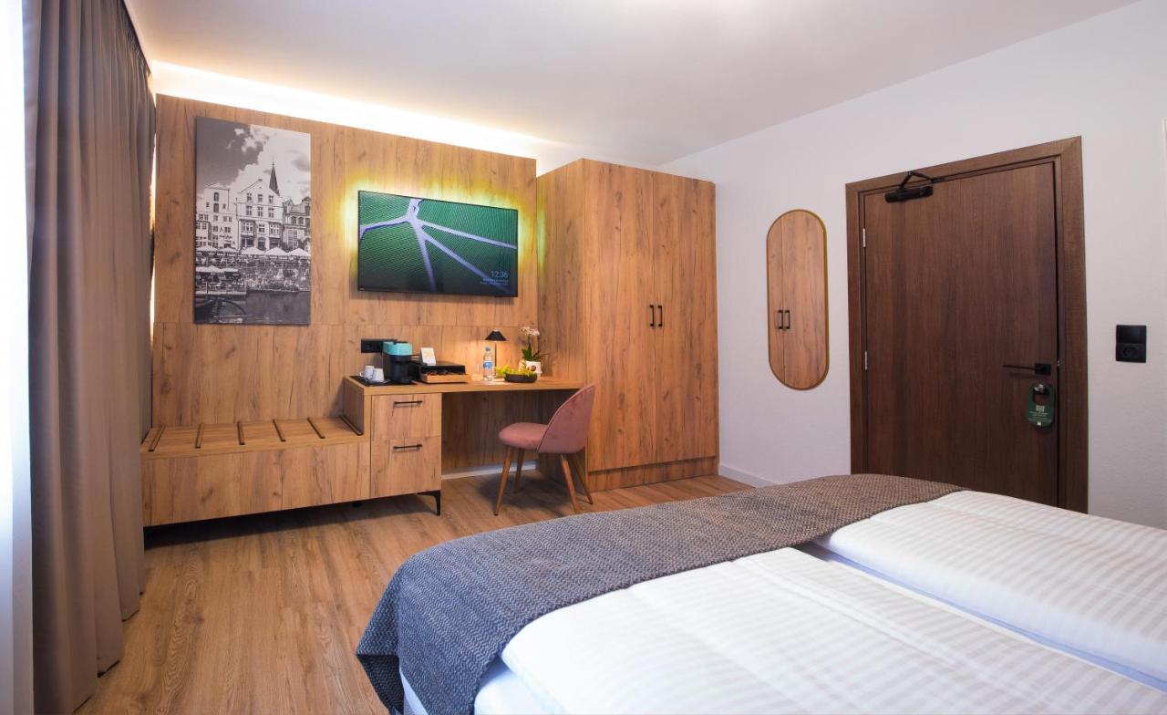 Gaestehaus Zum Roten Hahn Lüneburg Екстериор снимка
