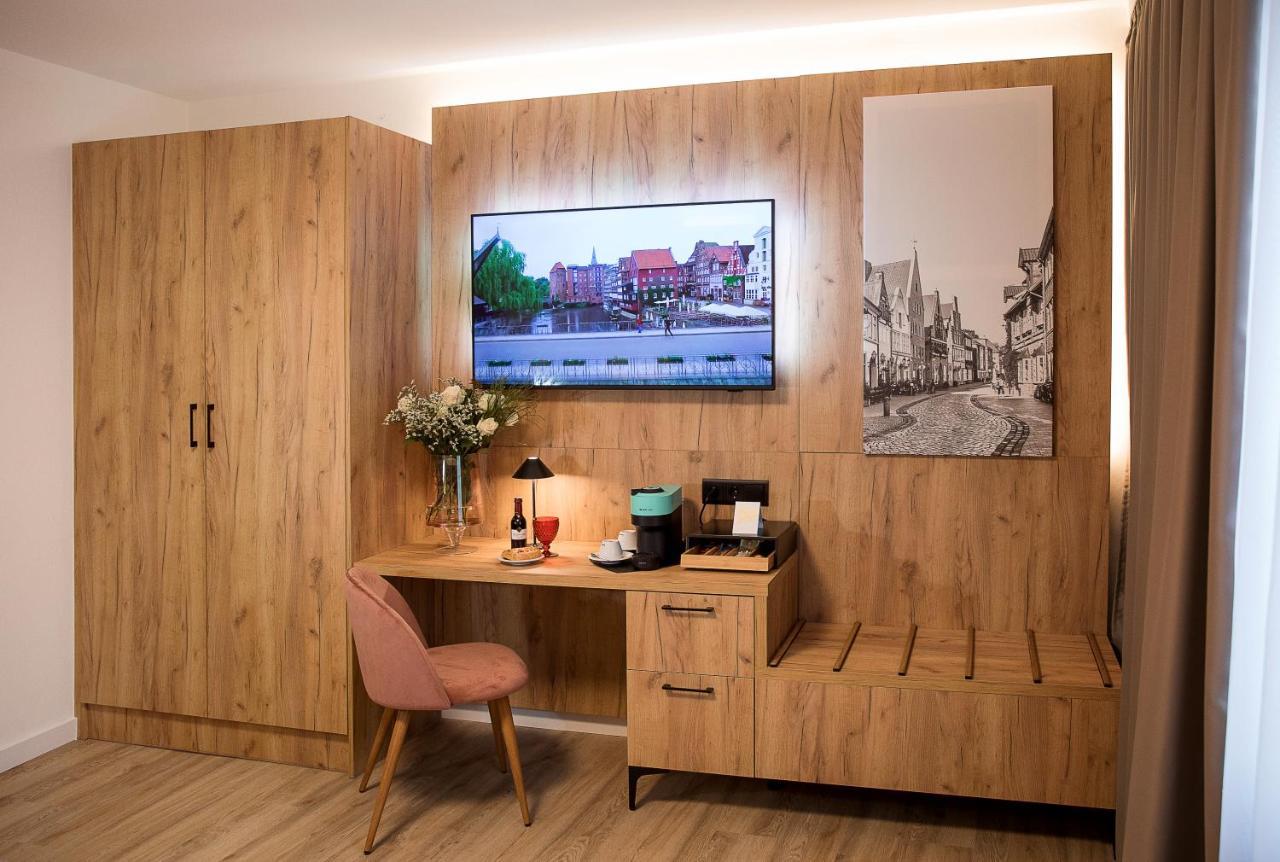 Gaestehaus Zum Roten Hahn Lüneburg Екстериор снимка