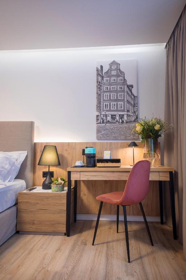 Gaestehaus Zum Roten Hahn Lüneburg Екстериор снимка